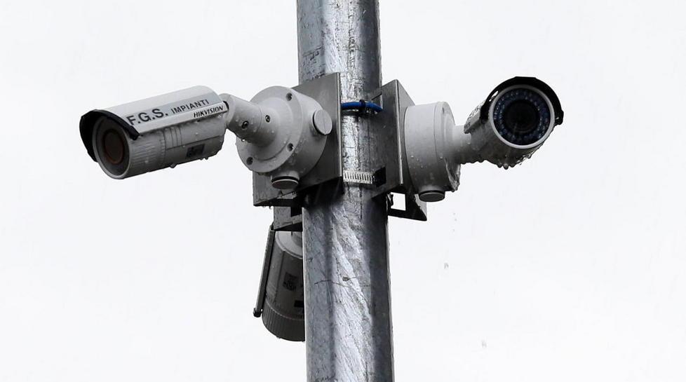 Arrivano le telecamere nel parco 