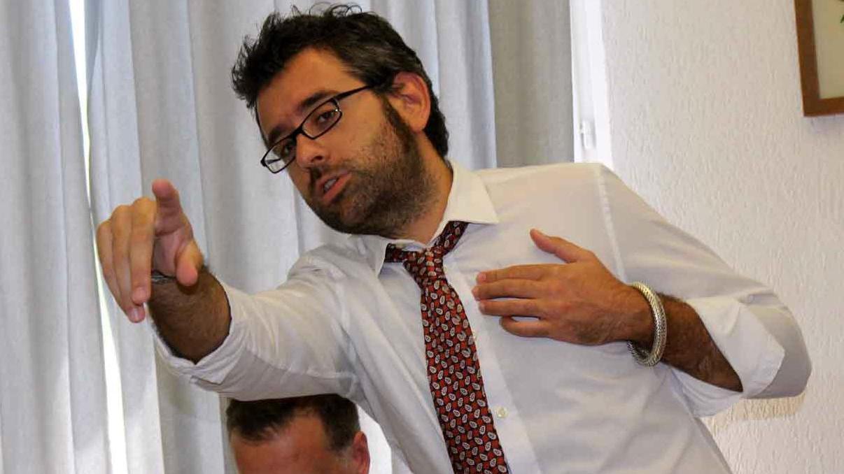 Lorenzo Bacci, 34 anni, sindaco di Colle dal 2009 e da due mesi alla guida del Pd livornese