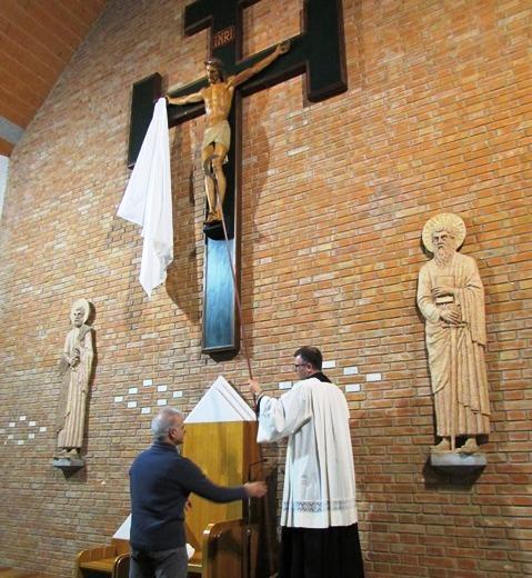 Il Cristo restaurato torna in chiesa 
