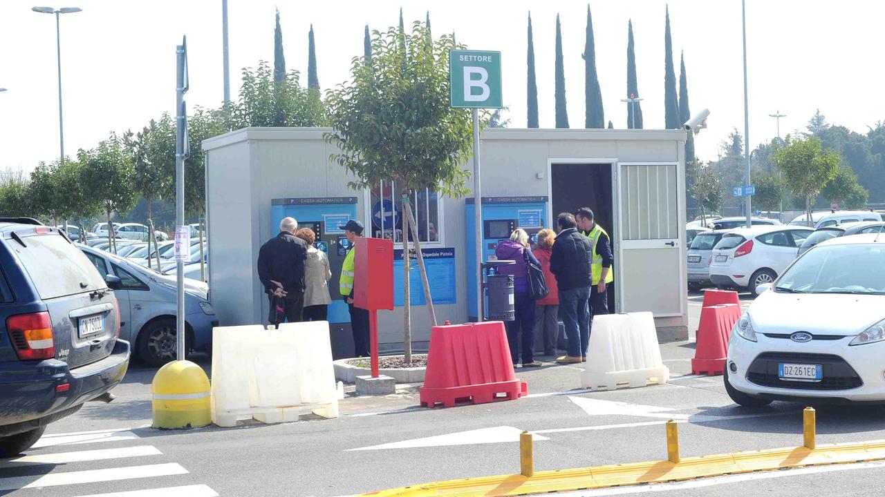 Parcheggi dei nuovi ospedali, si torna a trattare sulle tariffe