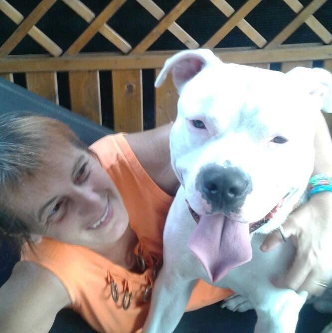 Cristina Bianchi con il suo cane Achille