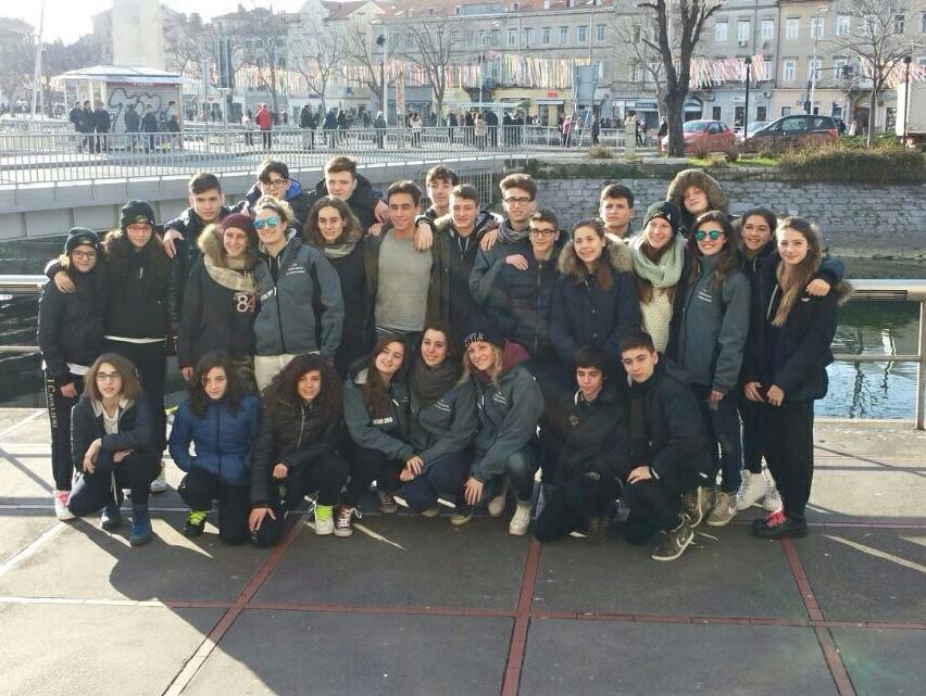 La comitiva di nuotatori della Futura Club i Cavalieri Prato a Fiume, in Croazia