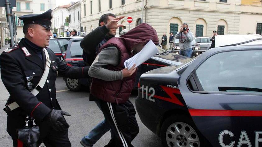 Anziano strangolato in casa il killer catturato a Empoli