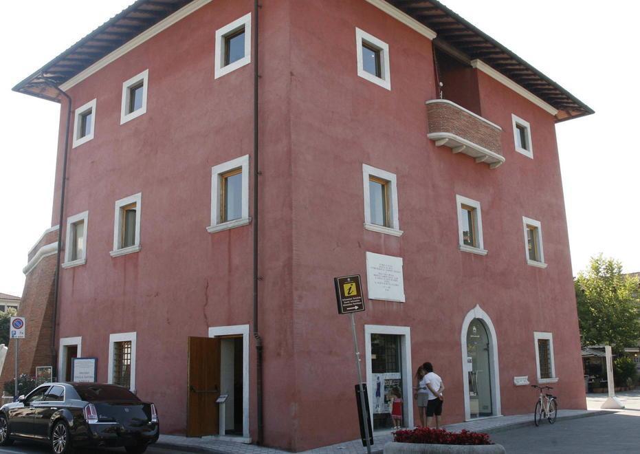 L’ufficio informazioni turistiche dentro l’ex Supercinema