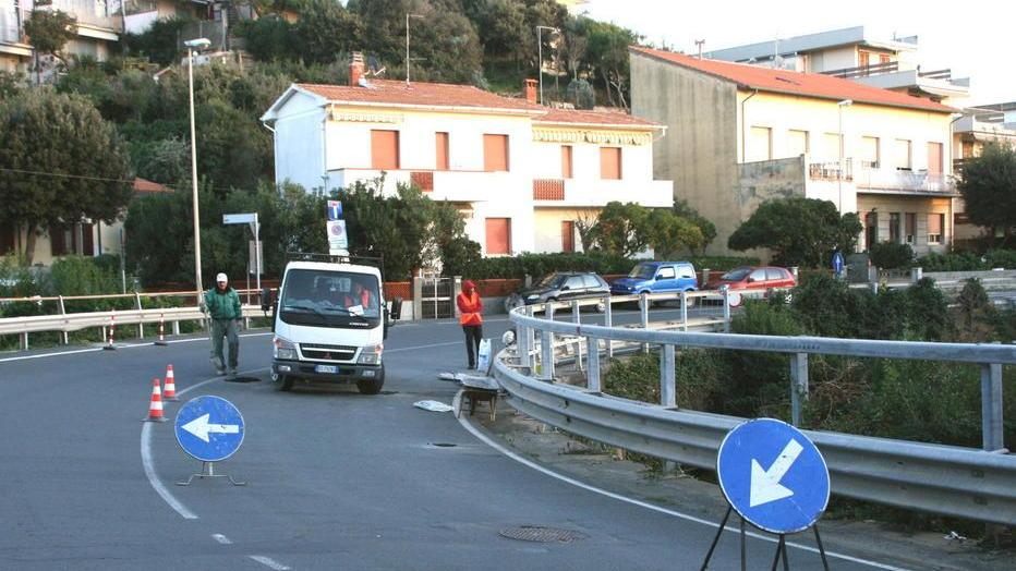 Aurelia a senso unico, un altro mese di lavori al Quercetano