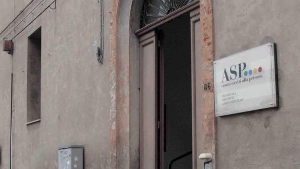 «Mio marito è morto e io non so perché»