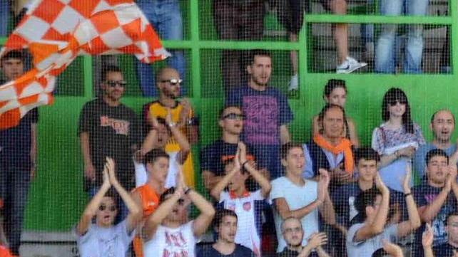 Appello degli ultras ad andare allo stadio