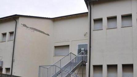 Serve un’aula in più il Comune noleggerà una tensostruttura