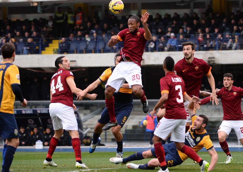 La Roma fermata anche a Verona La Juve si allontana 