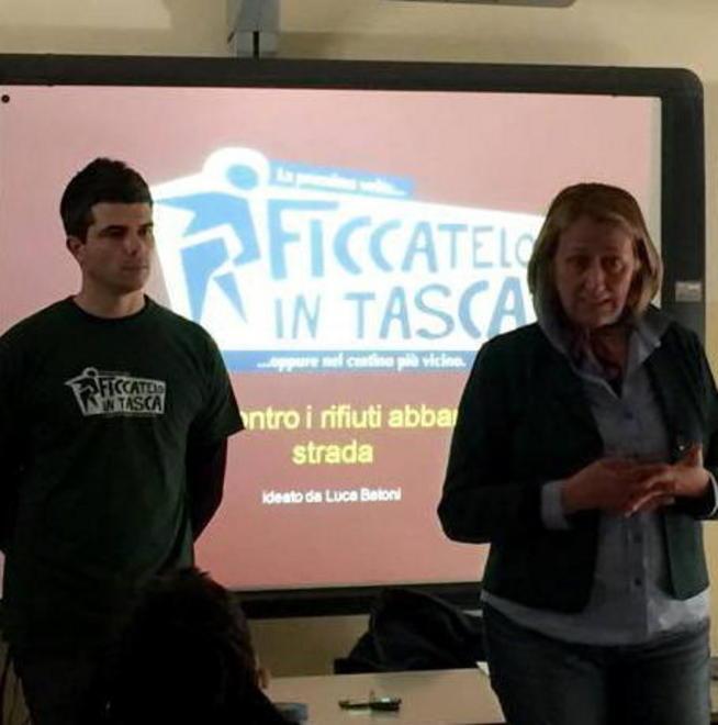Incontri su rifiuti ed educazione ambientale