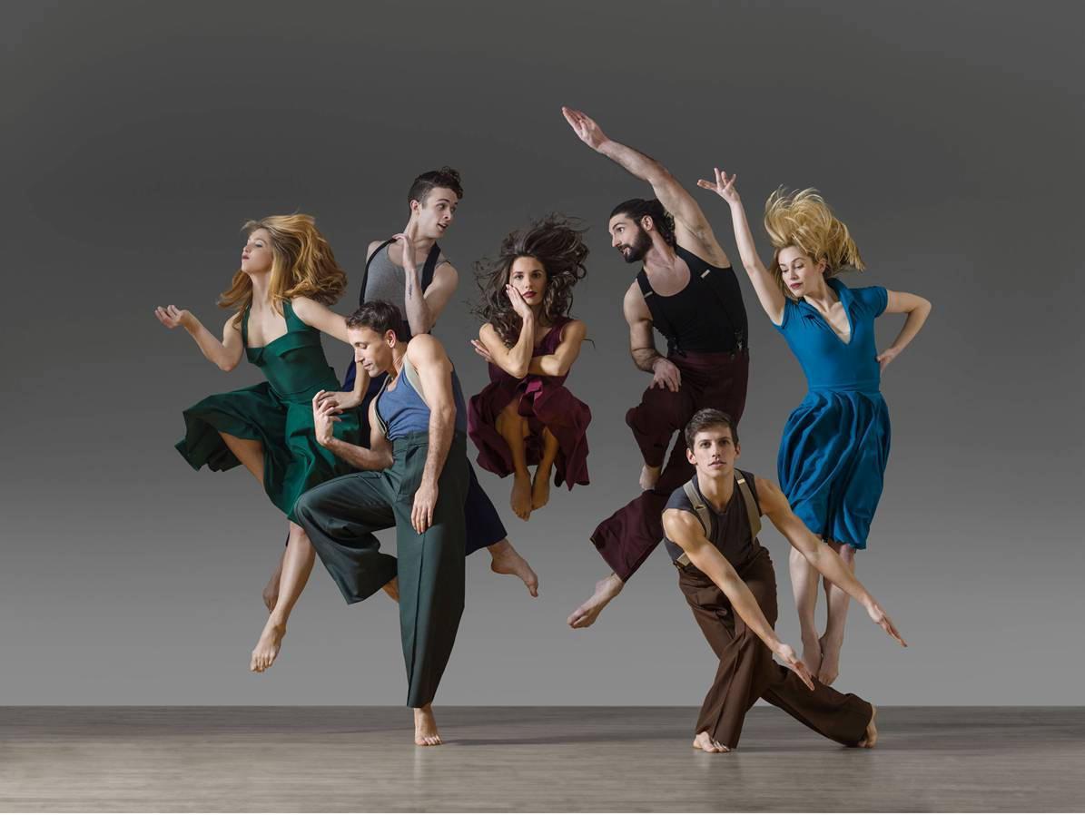 In scena la magia delle coreografie della danza moderna