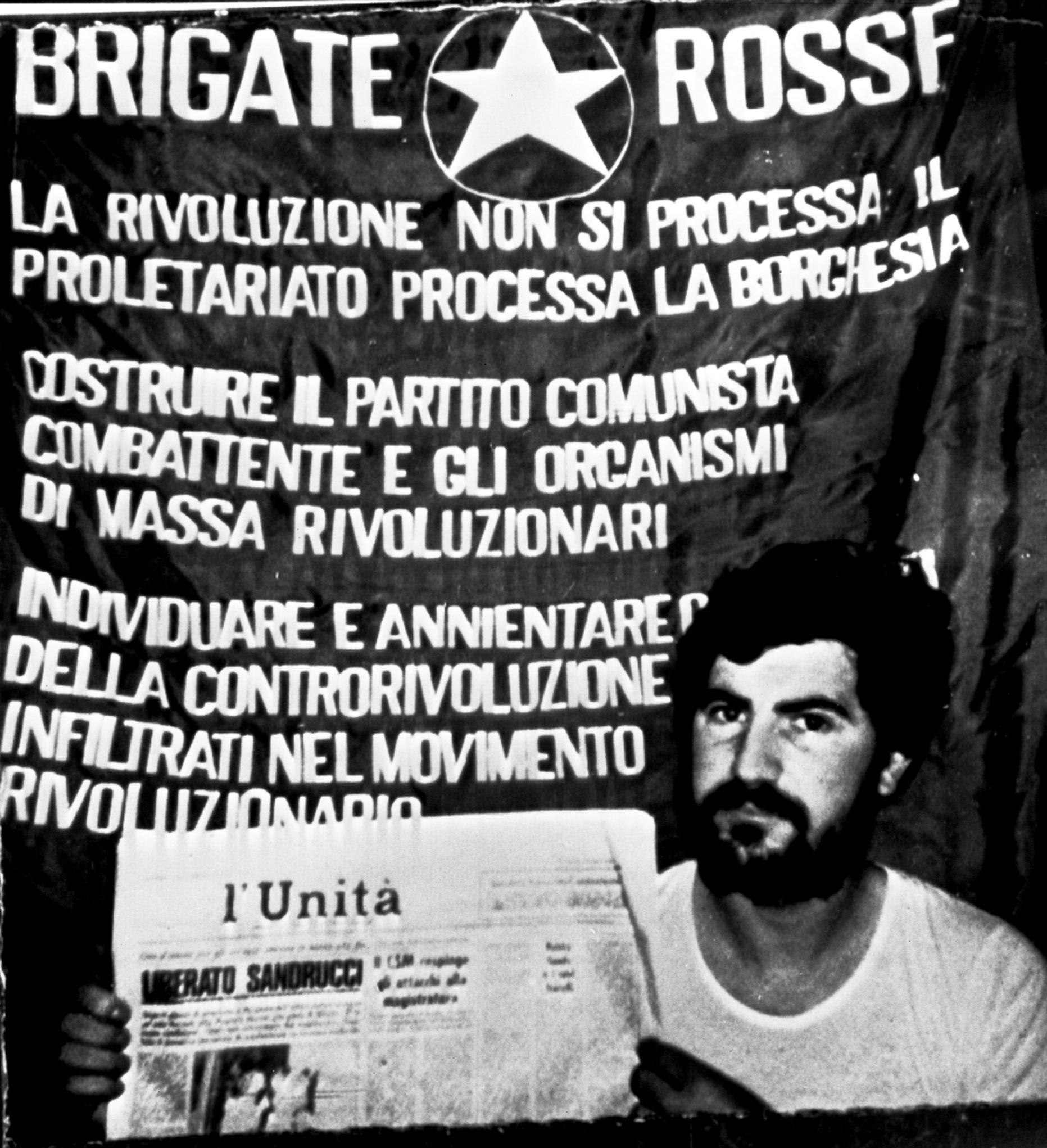 Roberto Peci fu ucciso dalle Br: Giovanni Senzani filmò l'esecuzione