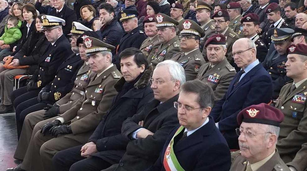 Il generale Iannucci guida la Folgore 
