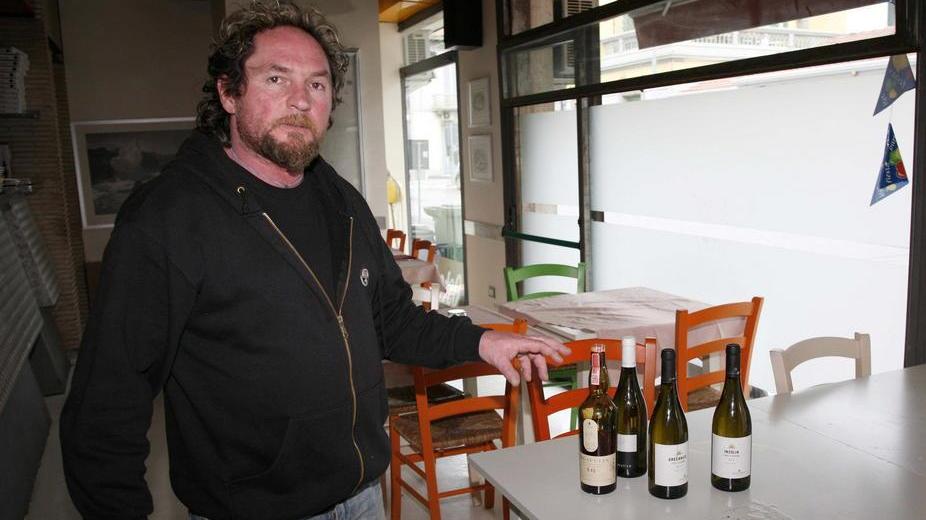 Ruba 200 bottiglie, arrestato ladro sommelier