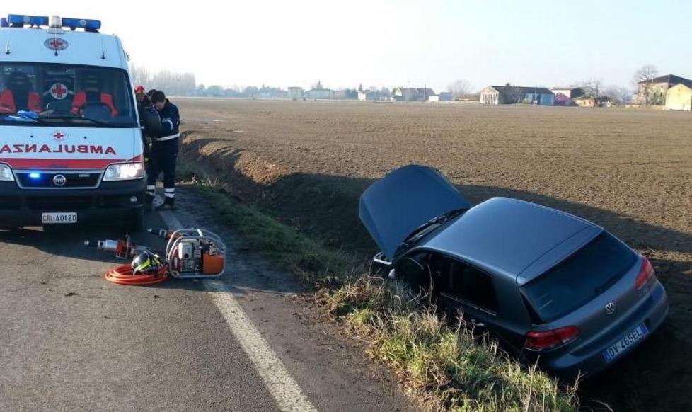 Scontro sulla Cispadana, ferita una donna