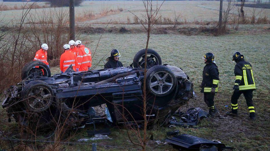 Muore nell’auto uscita di strada in A1