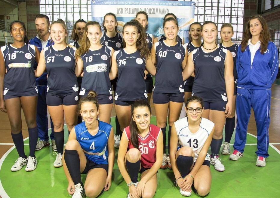 La formazione Under 16 dell'Enegan Pallavolo Monsummano
