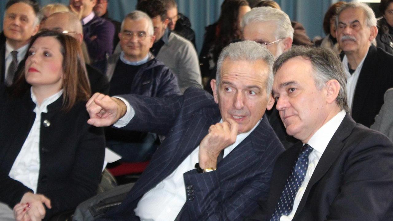 Franco Donati presidente Associazione conciatori Assoconciatori e il presidente della Regione Toscana Enrico Rossi