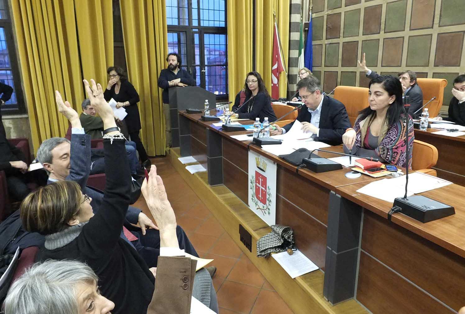 Una seduta del consiglio comunale