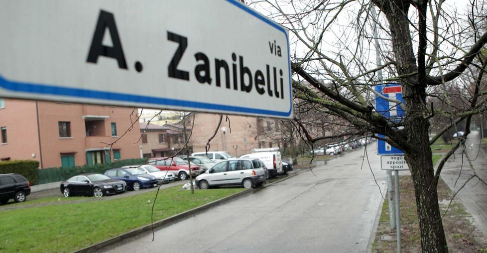 «Via Zanibelli sempre più isolata» 