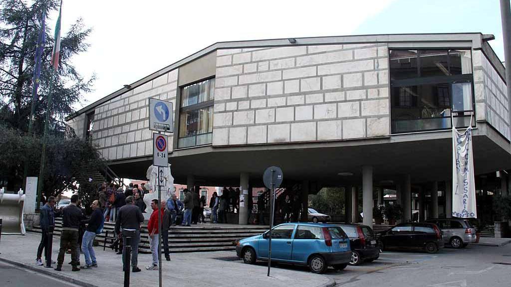 Il municipio di Carrara