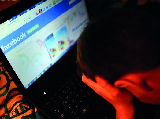 Si riconosce su Facebook: ladro restituisce il bottino e si scusa