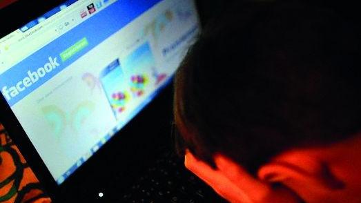 Si riconosce su Facebook: ladro restituisce il bottino e si scusa