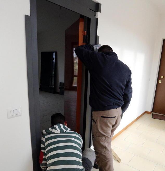 Doppio blitz per occupare le case popolari a Empoli 