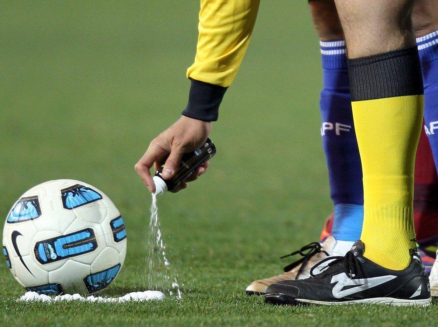 Gli arbitri Figc pisani salgono sull’ottovolante 