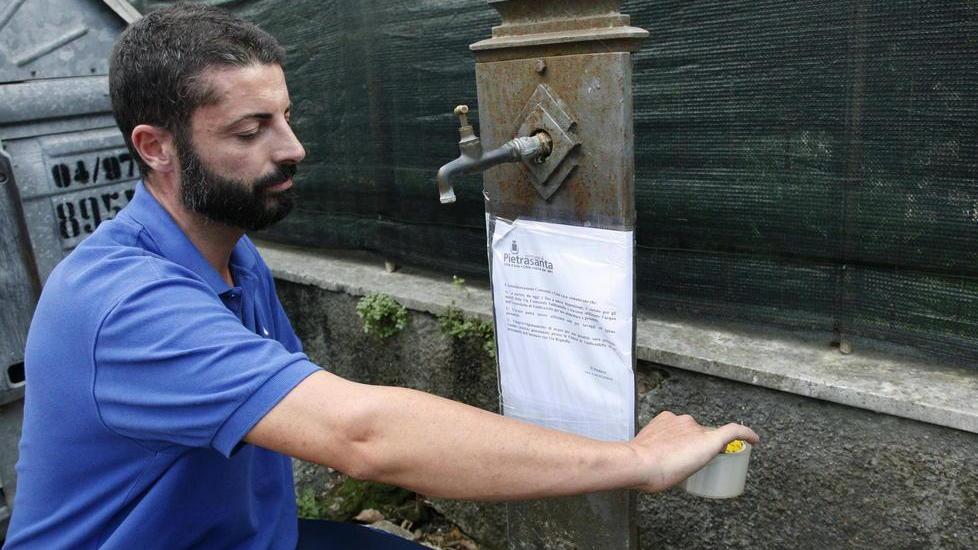 Acqua di nuovo potabile nelle case dopo 145 giorni
