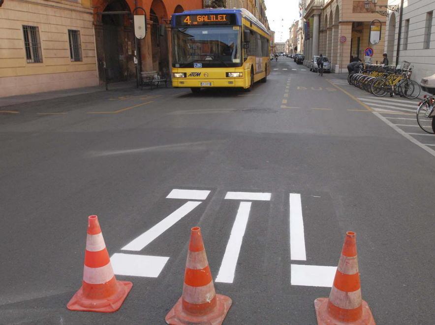 Ztl, saltano gli aumenti ai ticket 