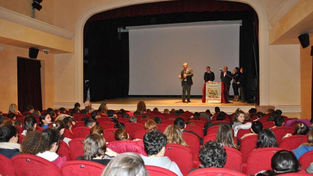 Alunni al Flamingo per la premiazione delle Cartoniadi