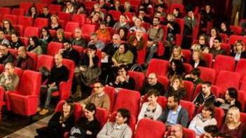 50 sfumature... di flop Una sola sera sold out per il film scandalo