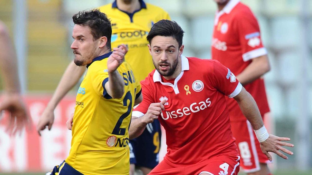 Un duello durante Modena-Bari