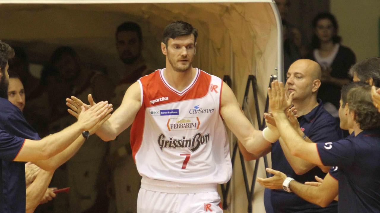 Grissin Bon, contro Milano debutta Darjus Lavrinovic