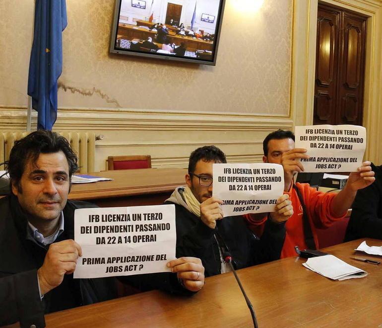 Licenziamenti alla Ifb, il Comune convoca la ditta 