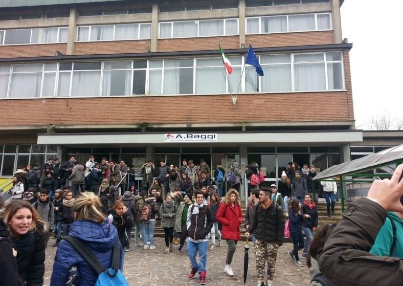Contributo scolastico, è rivolta al Baggi 