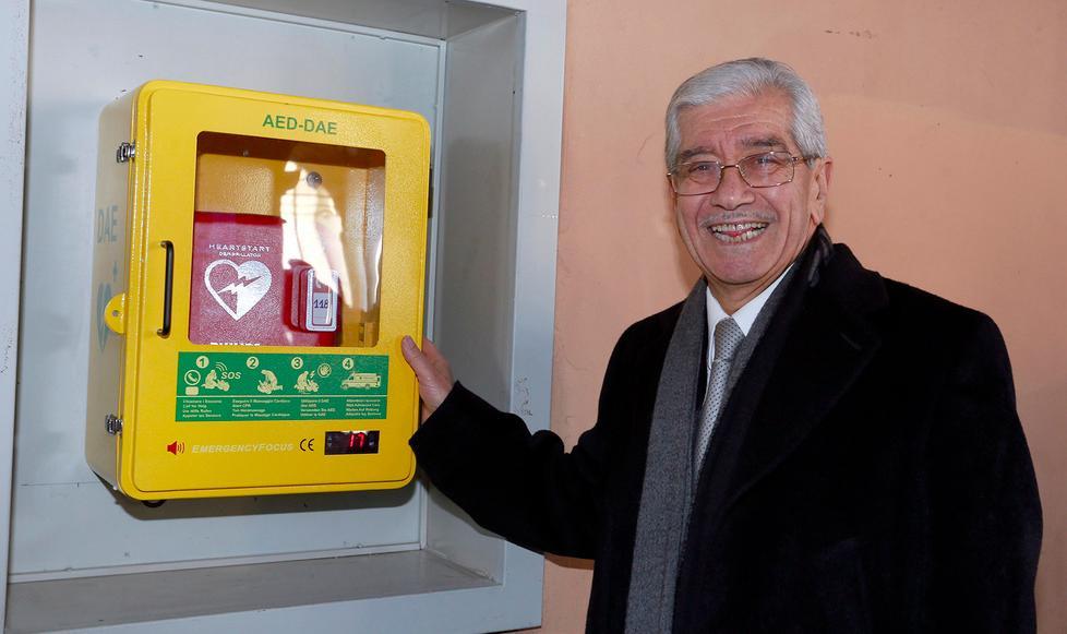 In piazza ora c’è un defibrillatore 
