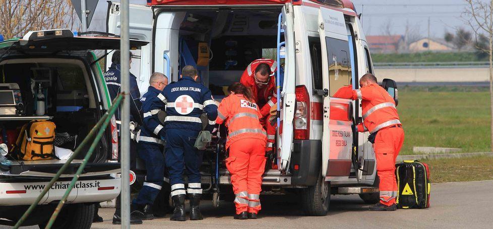 Stroncato da un malore mentre è in auto 