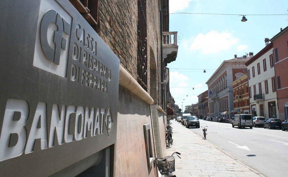 Carife, quattro banche sulla scena