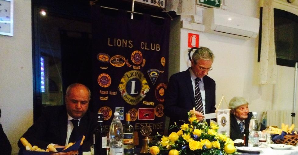 Bottoni ospite del Lions