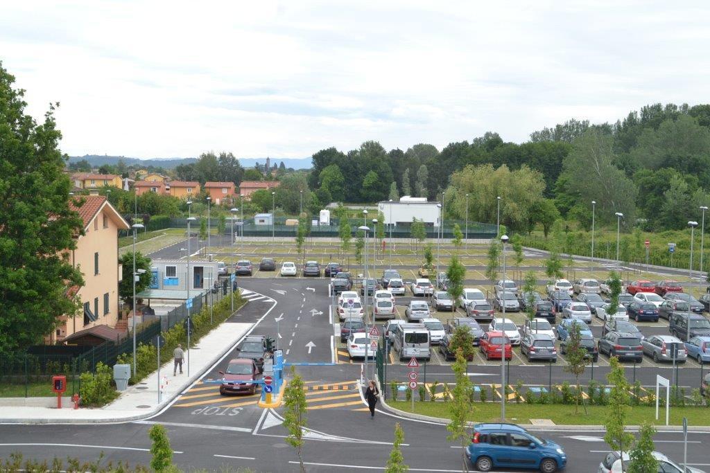 Il parcheggio dell'ospedale San Luca