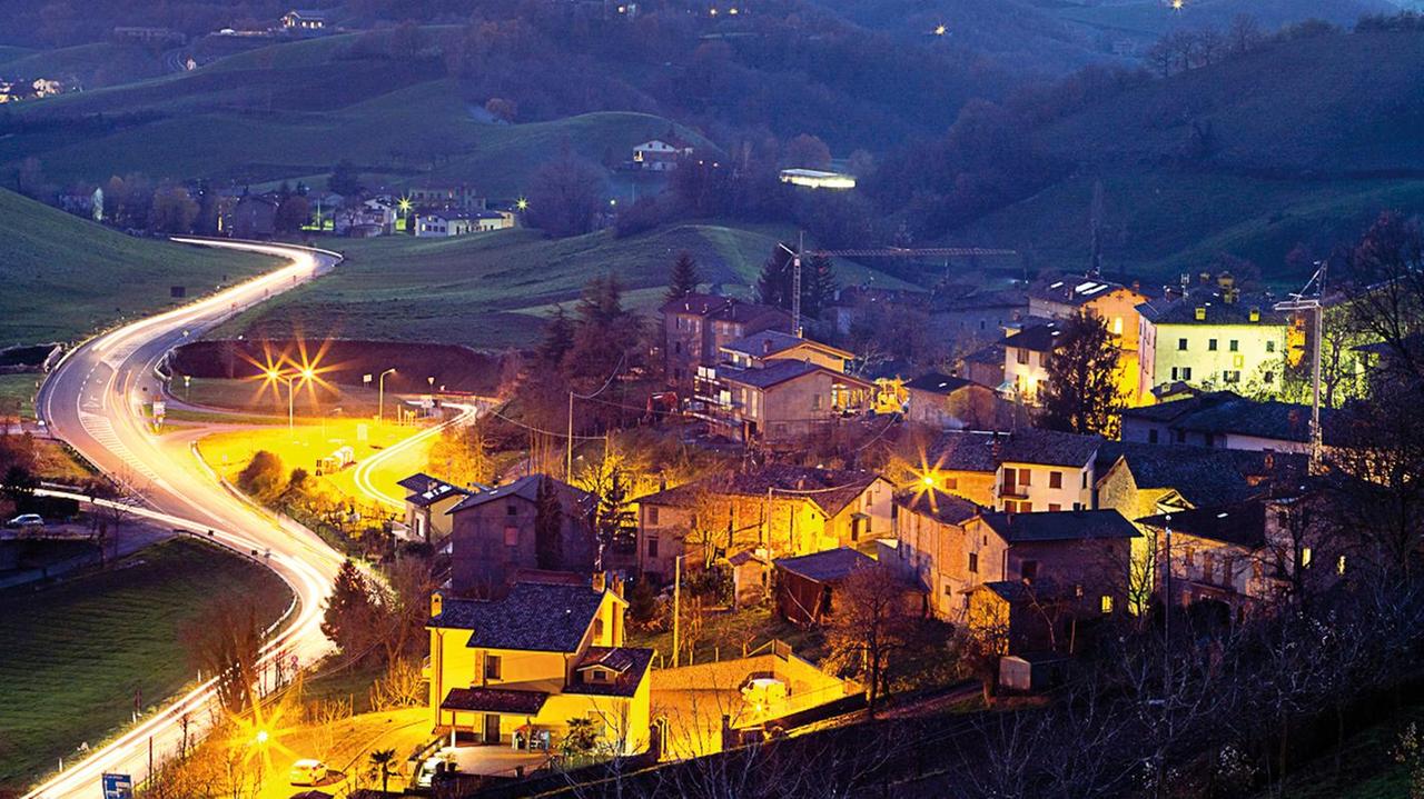 La storia dei reggiani passa sulla Statale 63