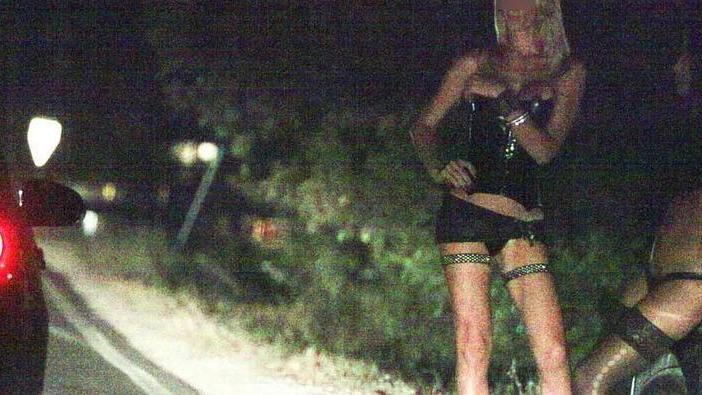 Arrestato a Migliarino il taxi-driver delle trans