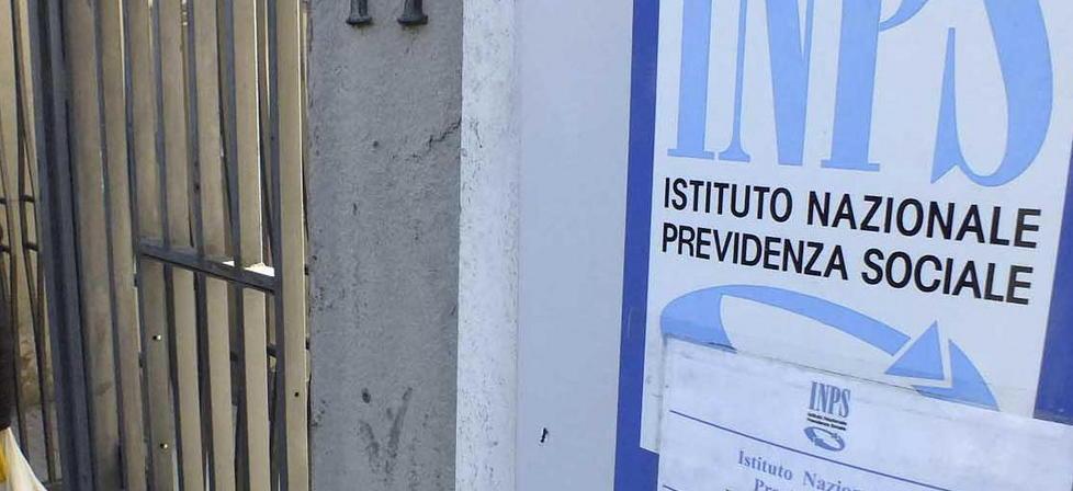 Incassava la pensione della zia morta da anni 