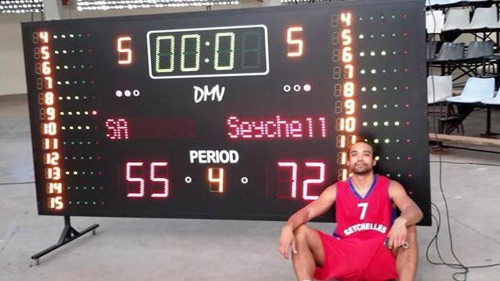 Andrew Rath gioca in Zimbabwe con la maglia delle Seychelles