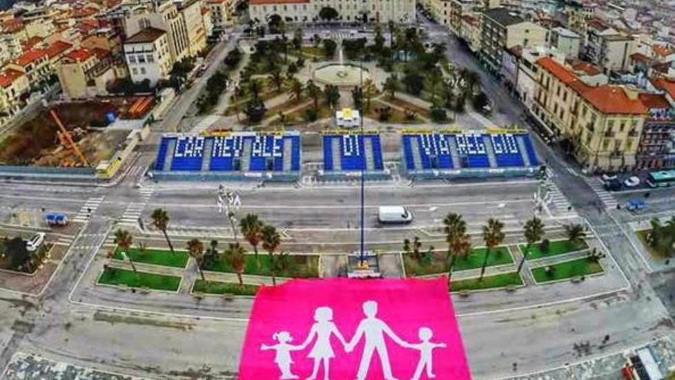 Blitz dei sostenitori della famiglia