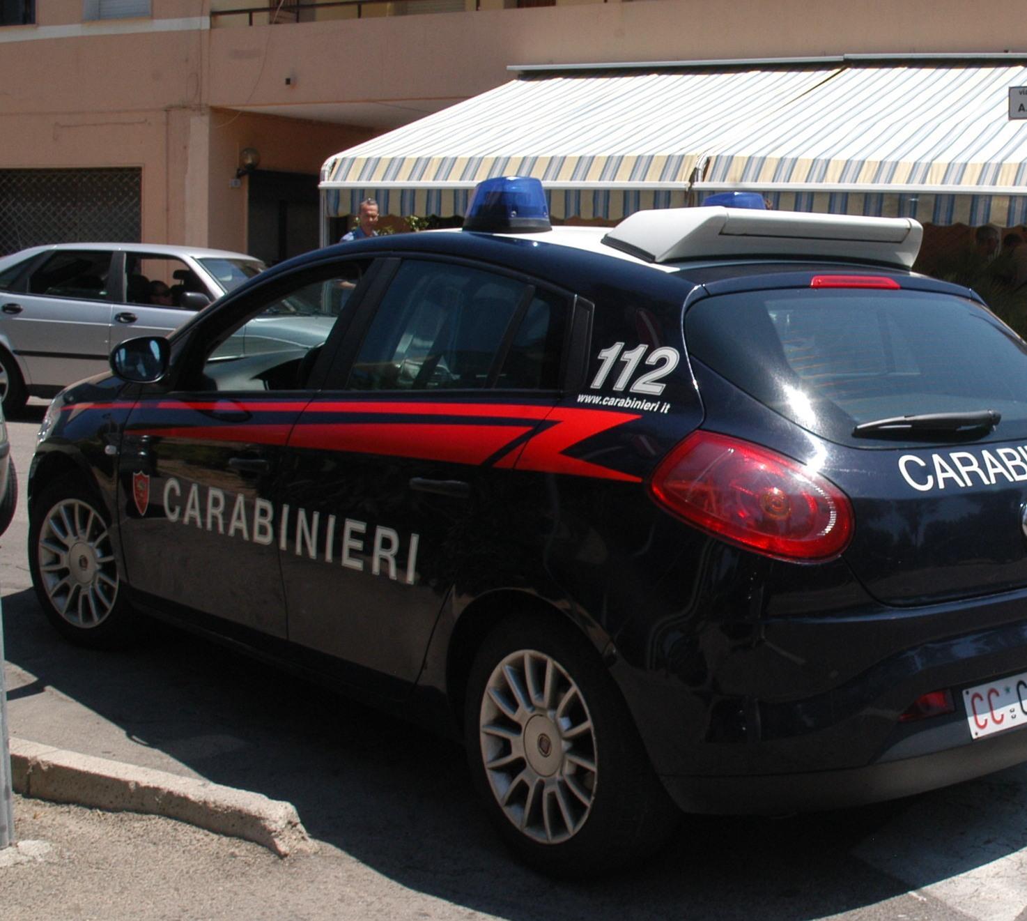 I carabinieri hanno bloccato due vandali ad Arzachena
