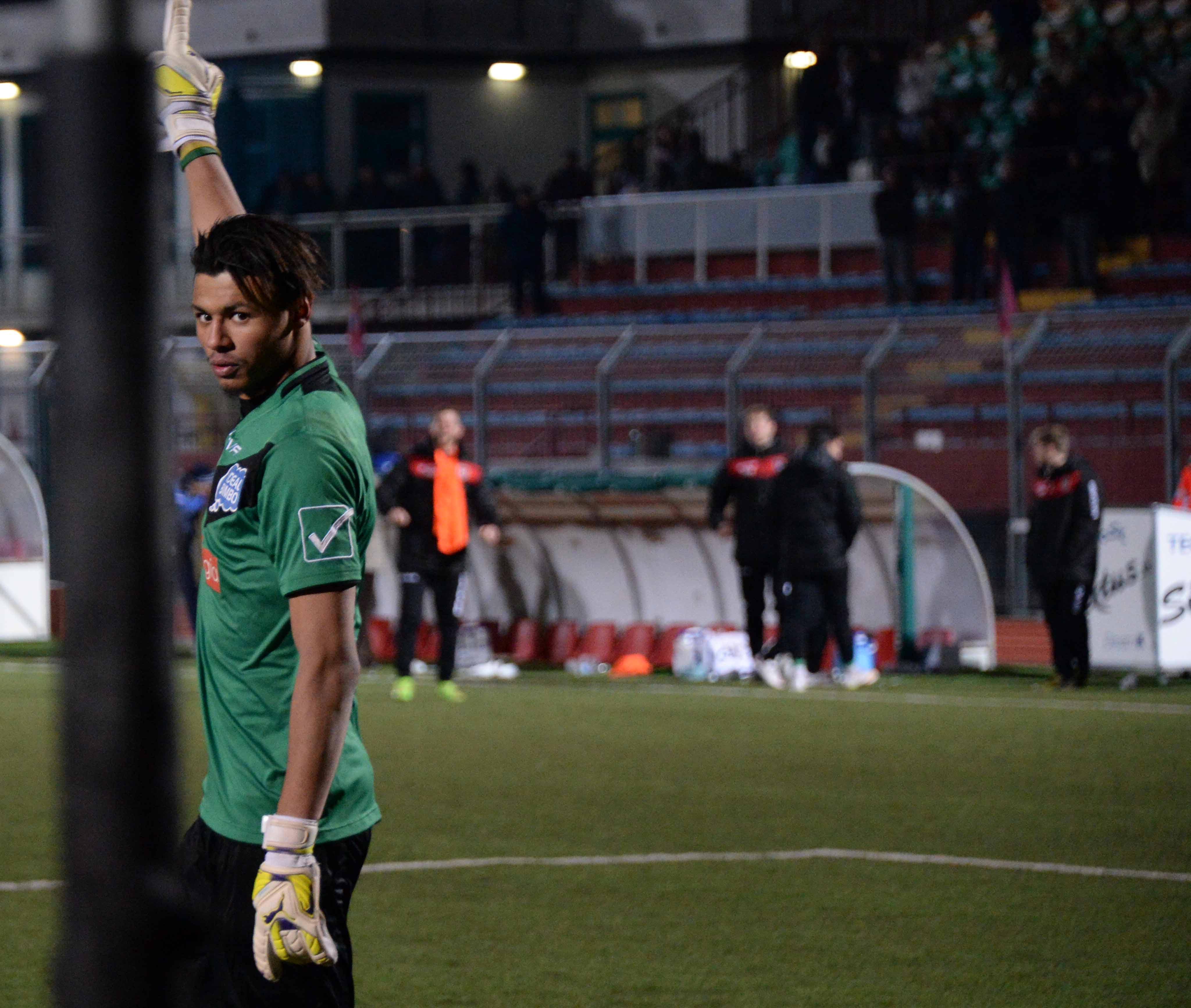 Il portiere Anacoura, autore di interventi prodigiosi che hanno salvato il Pontedera