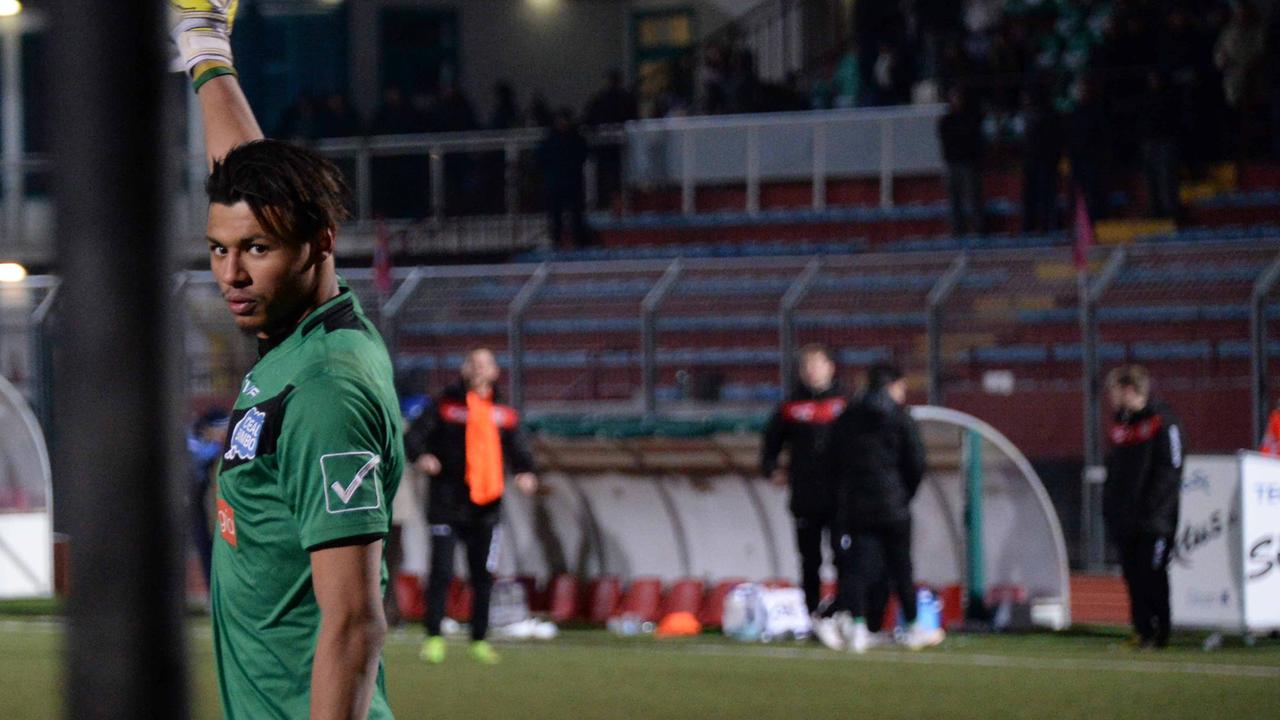 Il portiere Anacoura, autore di interventi prodigiosi che hanno salvato il Pontedera